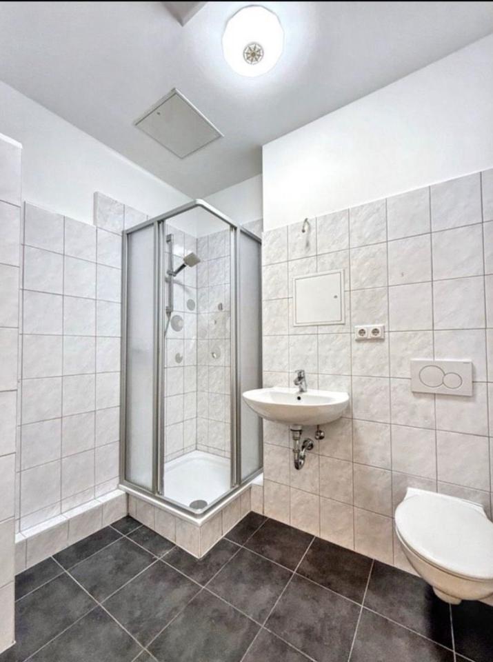 Thumbnail-2- Zimmerwohnung Schöneweide