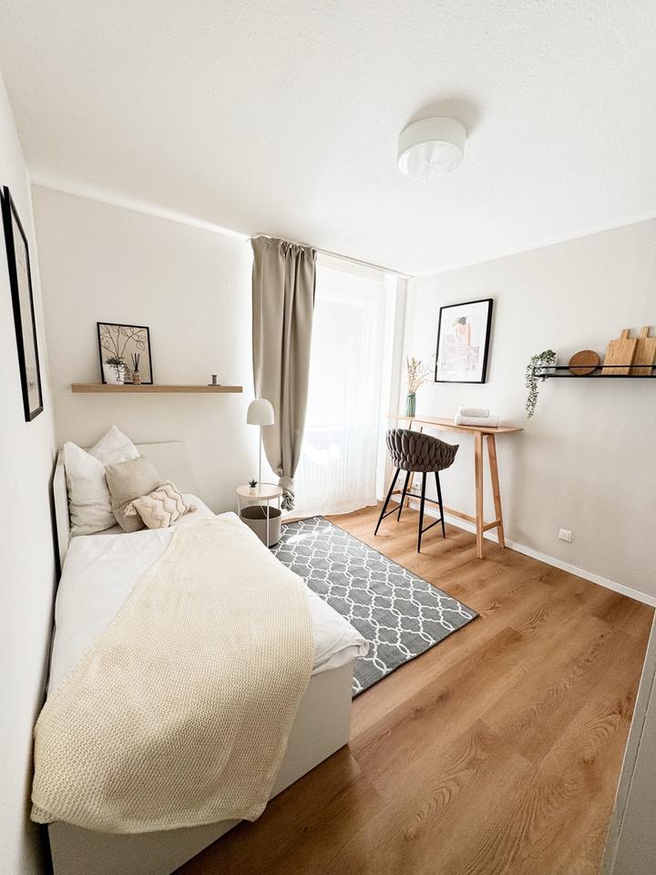 Thumbnail-Möbliertes Studio Apartment - ab Mai befristet bis 6 Monate