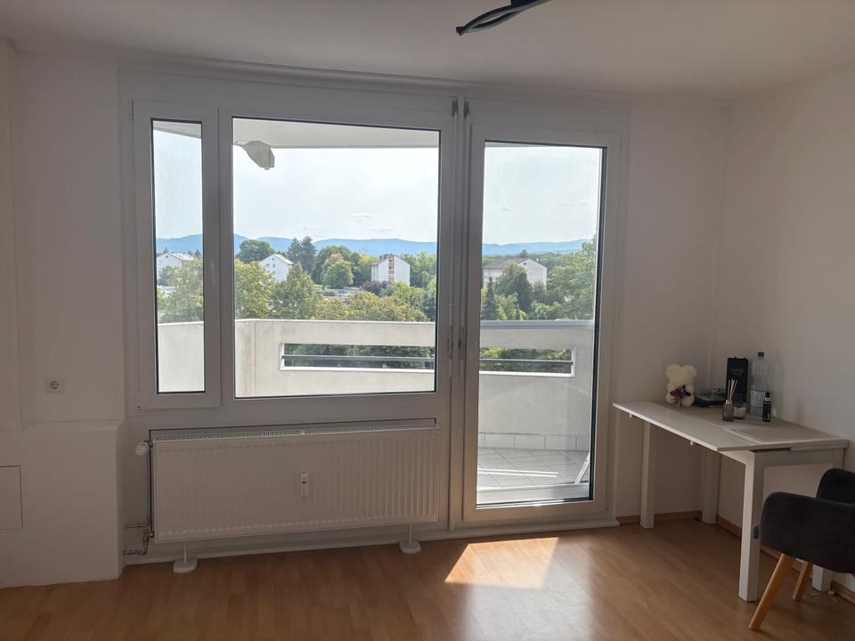 Thumbnail-Moderne 1-Zimmer-Wohnung mit großem Balkon & Einzelgarage in zent