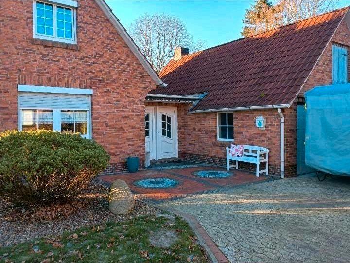 Thumbnail-Einfamilienhaus mit Scheune