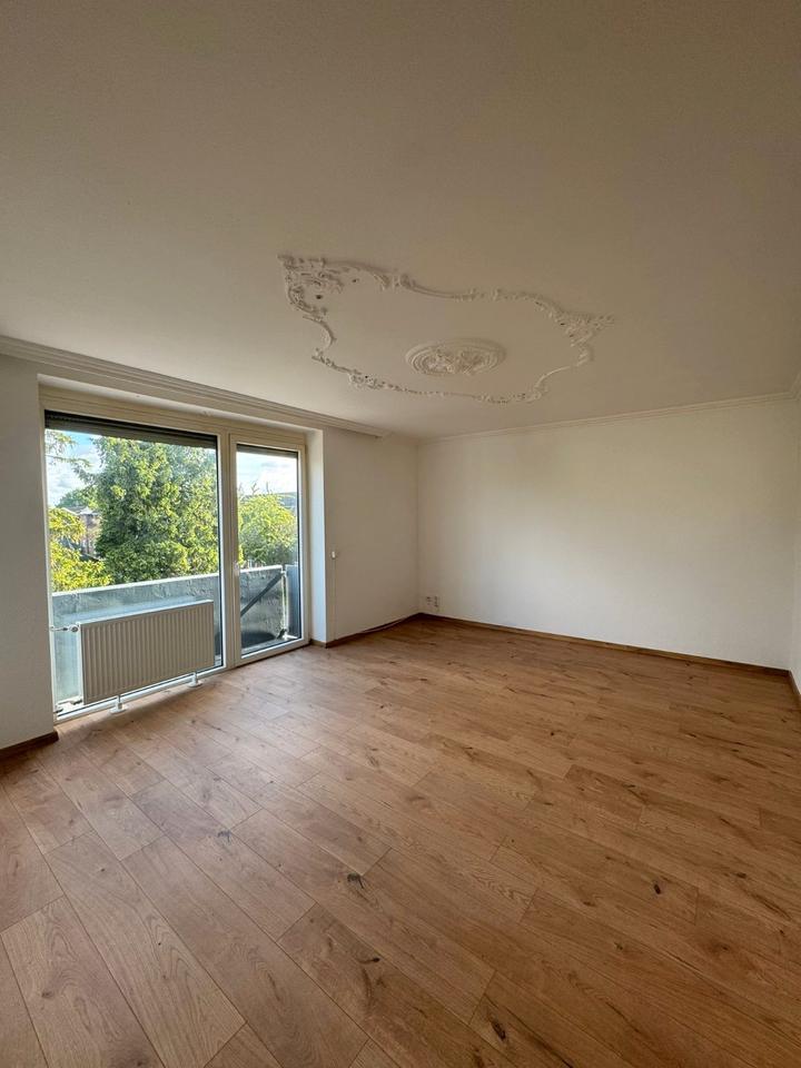 Thumbnail-Modernisierte 3- Zimmerwohnung mit kleinem Balkon in Kohlscheid