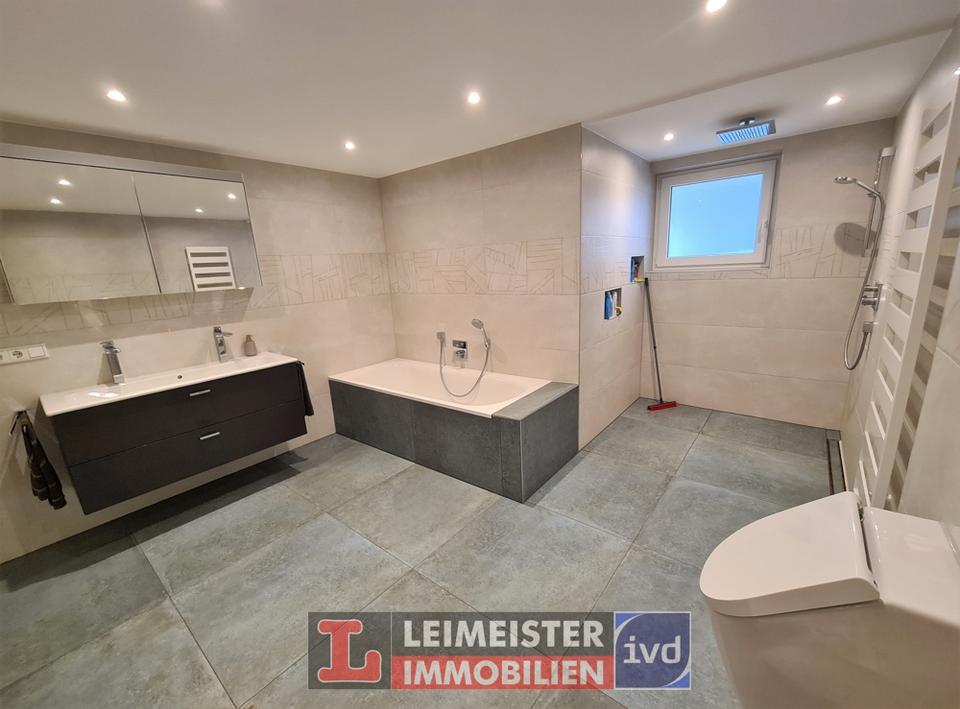 Thumbnail-BARRIEREFREIE EG-Wohnung mit Gartenanteil Top Ausstattung sofort einziehen!