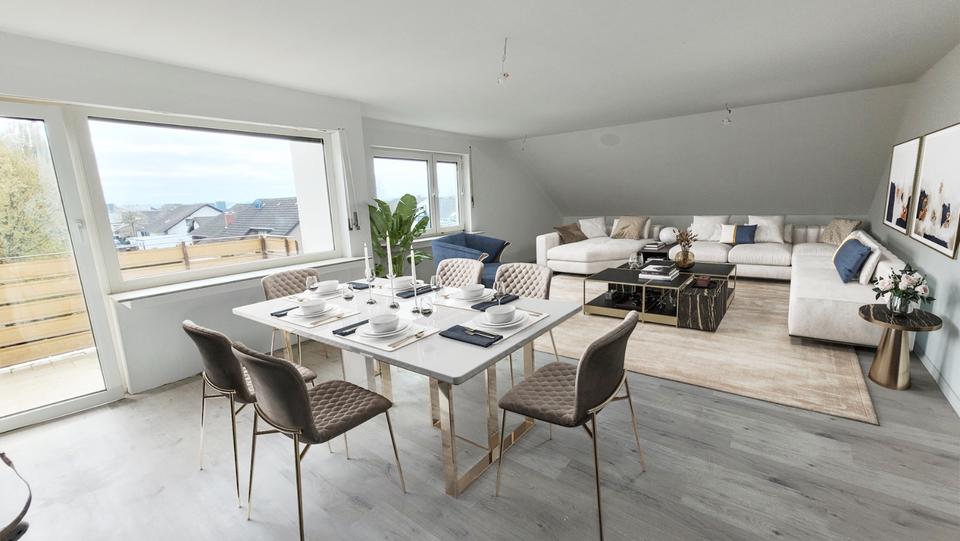 Thumbnail-Helle 5-Zimmer Wohnung auf zwei Ebenen mit Balkon und Parkplatz