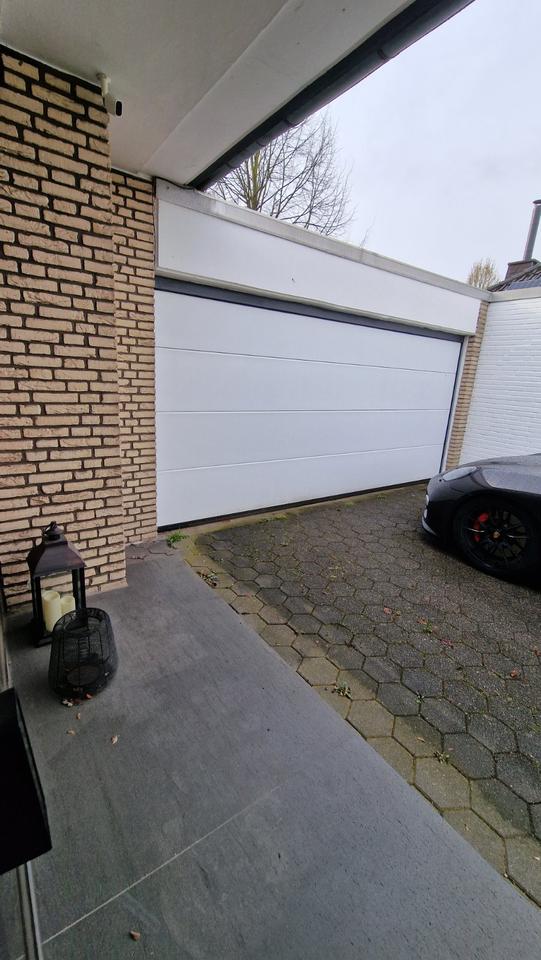 Thumbnail-Sehr modernes Einfamilienhaus vom Unternehmer gebaut.