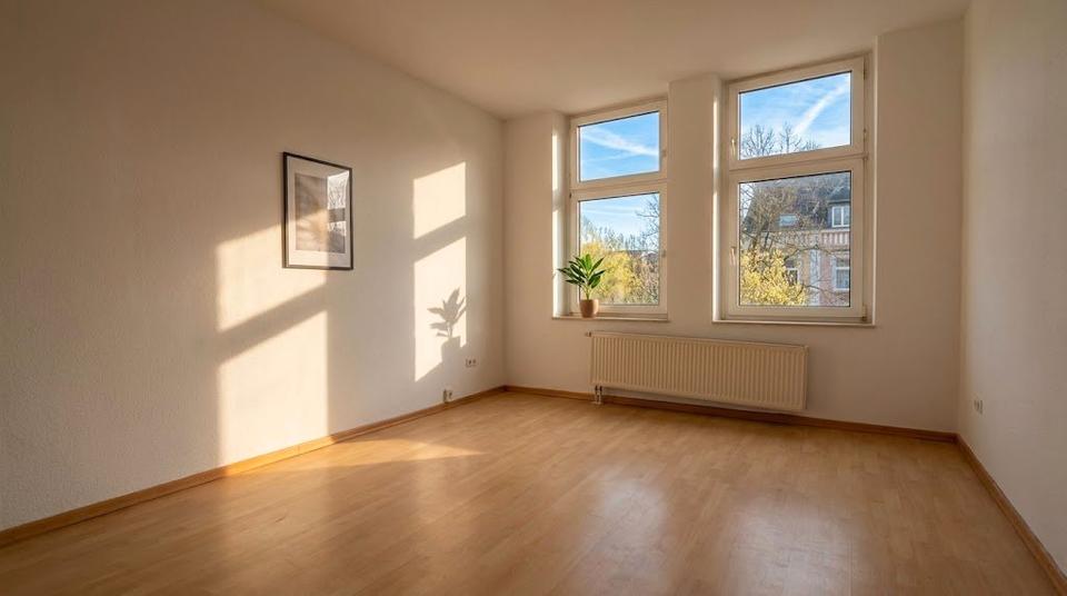 Thumbnail-Ein Monat mietfrei! Helle 2-Zimmer-Wohnung mit Balkon zum Selbstrenovieren in Dortmund-Marten