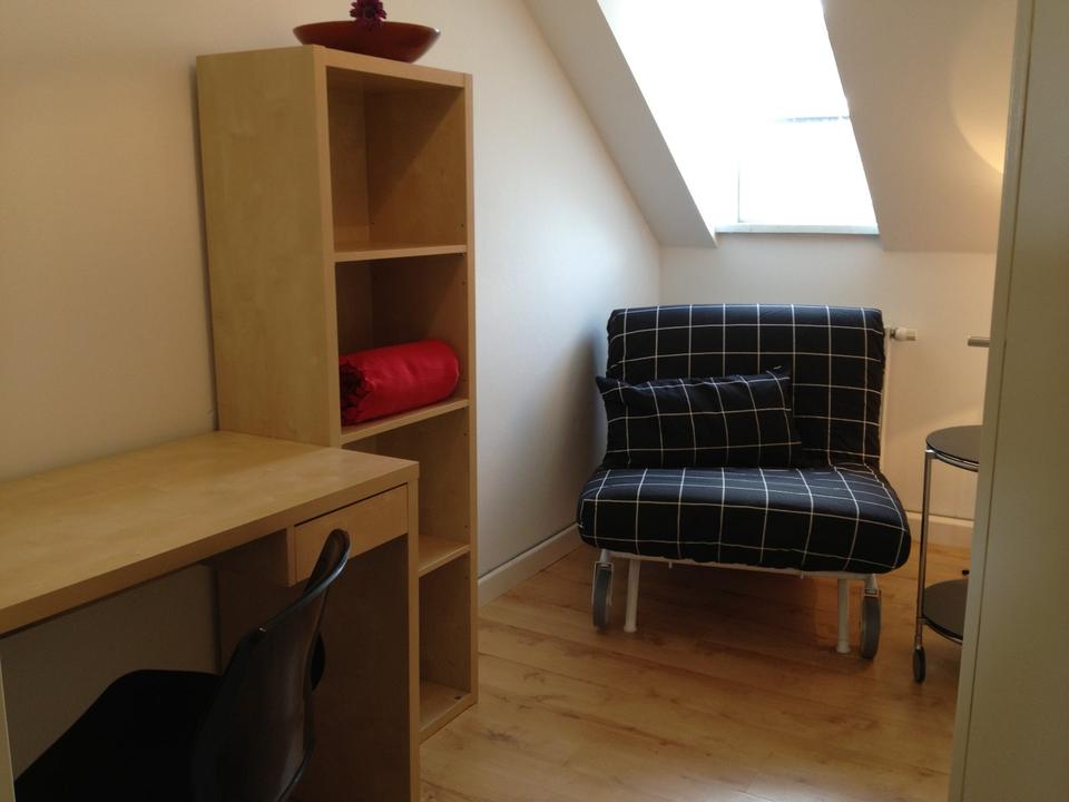 Thumbnail-Schöne WG-geeignete 4,5-Zimmer-Wohnung in der Innenstadt