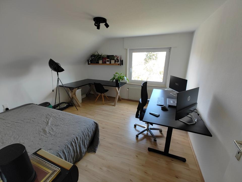 Thumbnail-ZWISCHENMIETE (Juni-Okt) 4,5 Zimmer-Wohnung in Göppingen-Holzheim