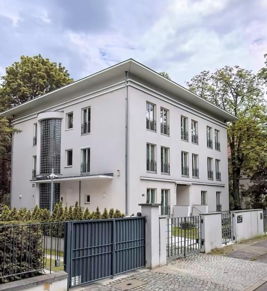 Thumbnail-Wohnung Grunewald Untermiete (Balkon, Kamin, Aufzug, 100qm)