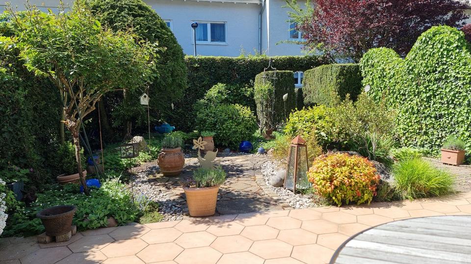 Thumbnail-Gepflegtes Reihenhaus mit Garage in familienfreundlicher Lage