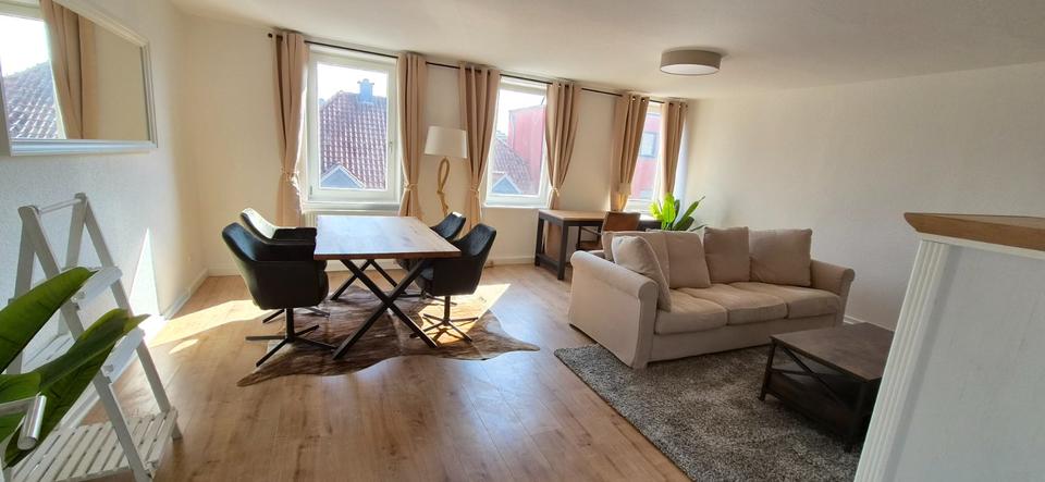 Thumbnail-2ZKB Wohnung Detmold Stadt, saniert, voll möbliert, Parkplatz