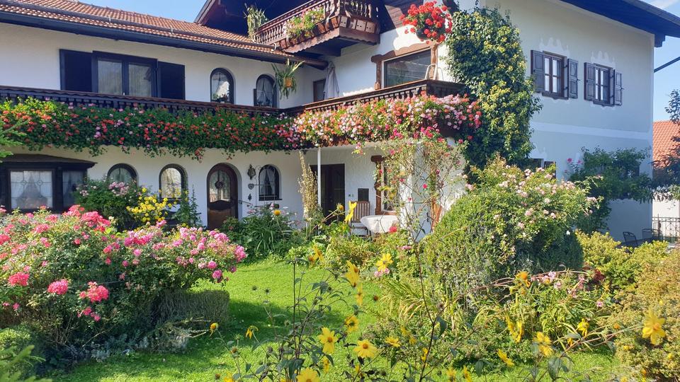 Thumbnail-Ferienwohnung Eschenlohe bei Garmisch-Partenkirchen