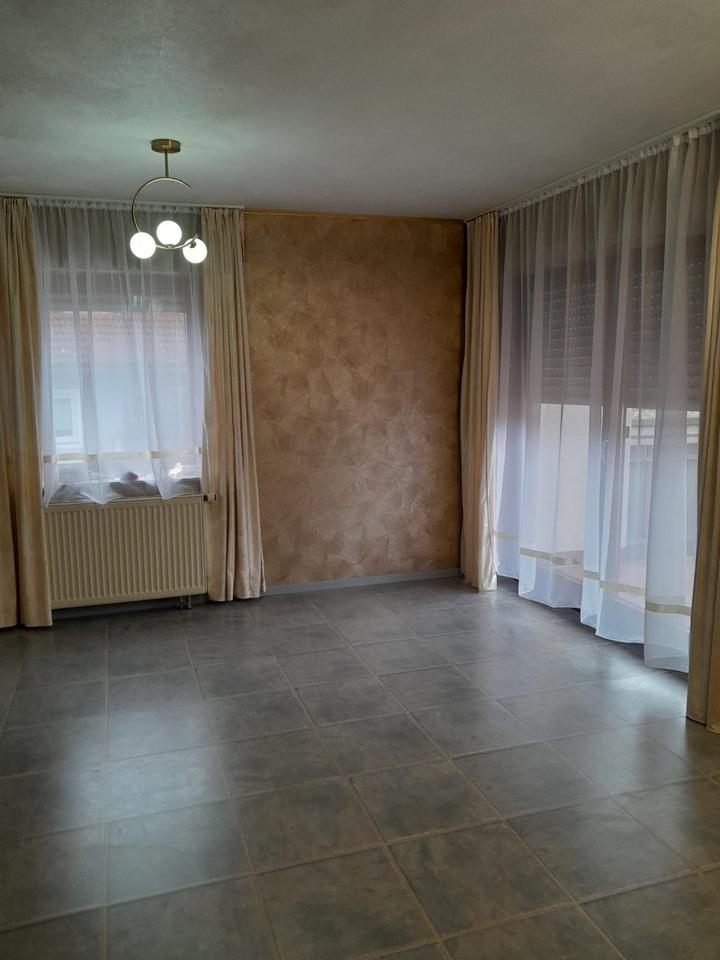 Thumbnail-großzügige 3-Zi.-Wohnung in Aalen-Hofherrnweiler