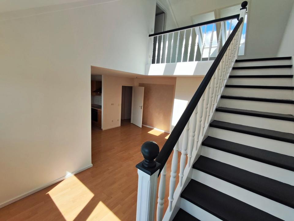 Thumbnail-Großzügige Maisonette-Wohnung mit Elbblick (ca. 95 qm Nutzfläche)
