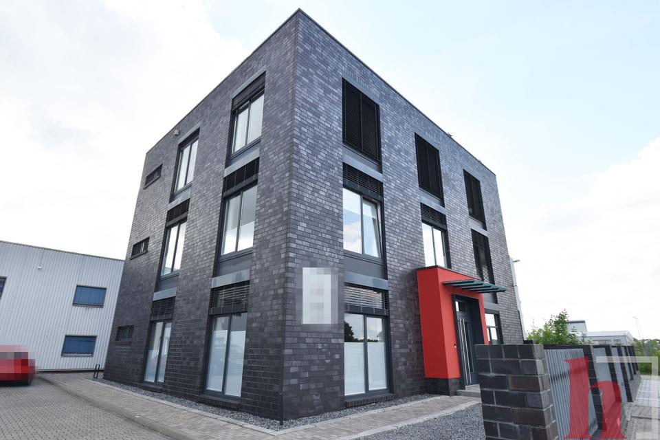 Thumbnail-Moderne Bürofläche in Holdorf zu vermieten