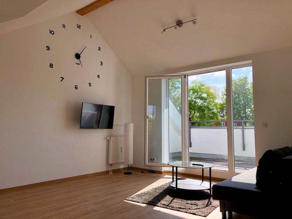 Thumbnail-Möbliertes 2-Zimmer-Apartment mit Balkon & Stellplatz