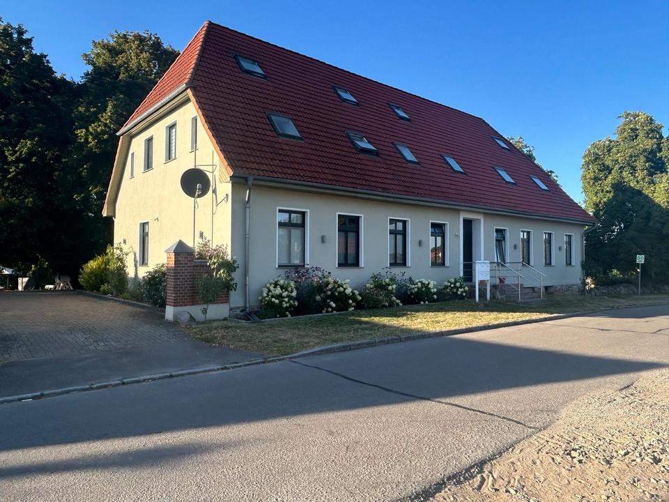 Thumbnail-4 Zimmer Dachgeschoss mit EBK und Garage