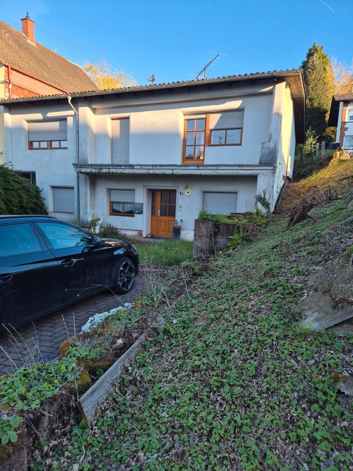 Thumbnail-1-2 Familienhaus in Eppelborn ca. 180 m² - renovierungsbedürftig