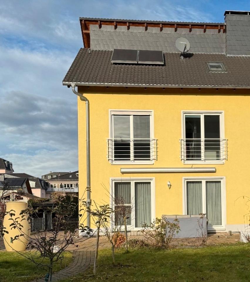 Thumbnail-Moderne Doppelhaushälfte in Gera-Debschwitz – Wohnen im Grünen