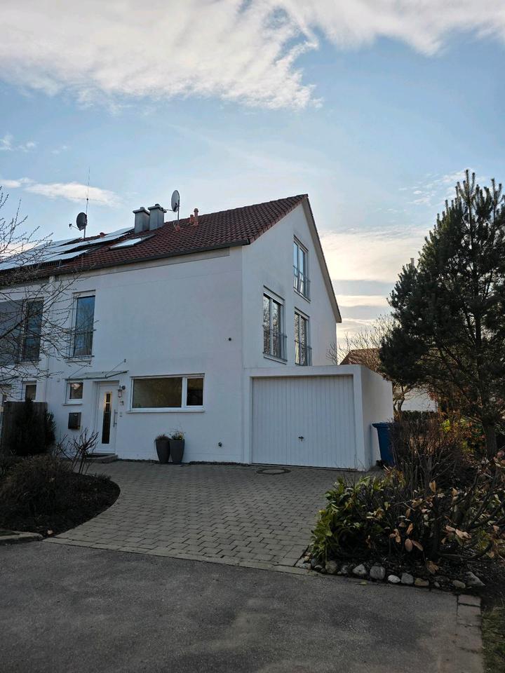 Thumbnail-Moderne Doppelhaushälfte