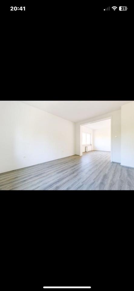 Thumbnail-Großzügige 2-Zi-Wohnung auf 85qm mit Loggia und Vollbad!