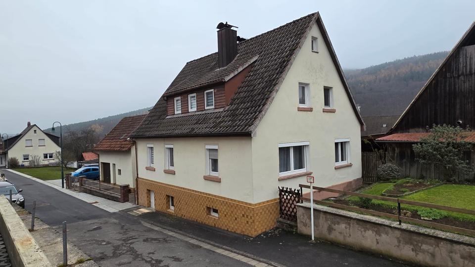 Thumbnail-Einfamilienhaus mit Garage, Parkplatz, EK und Kamin_ohne Makler