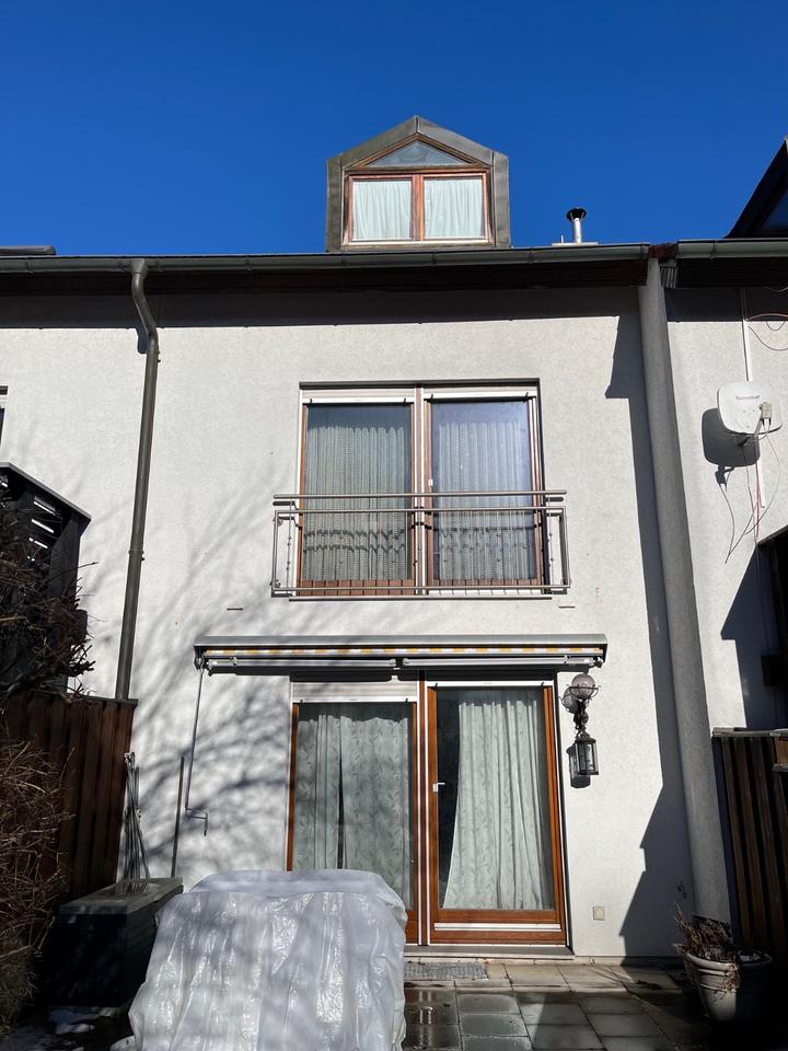 Thumbnail-Reihenmittelhaus mit Potenzial in Top-Lage Starnberg – 800 m zum