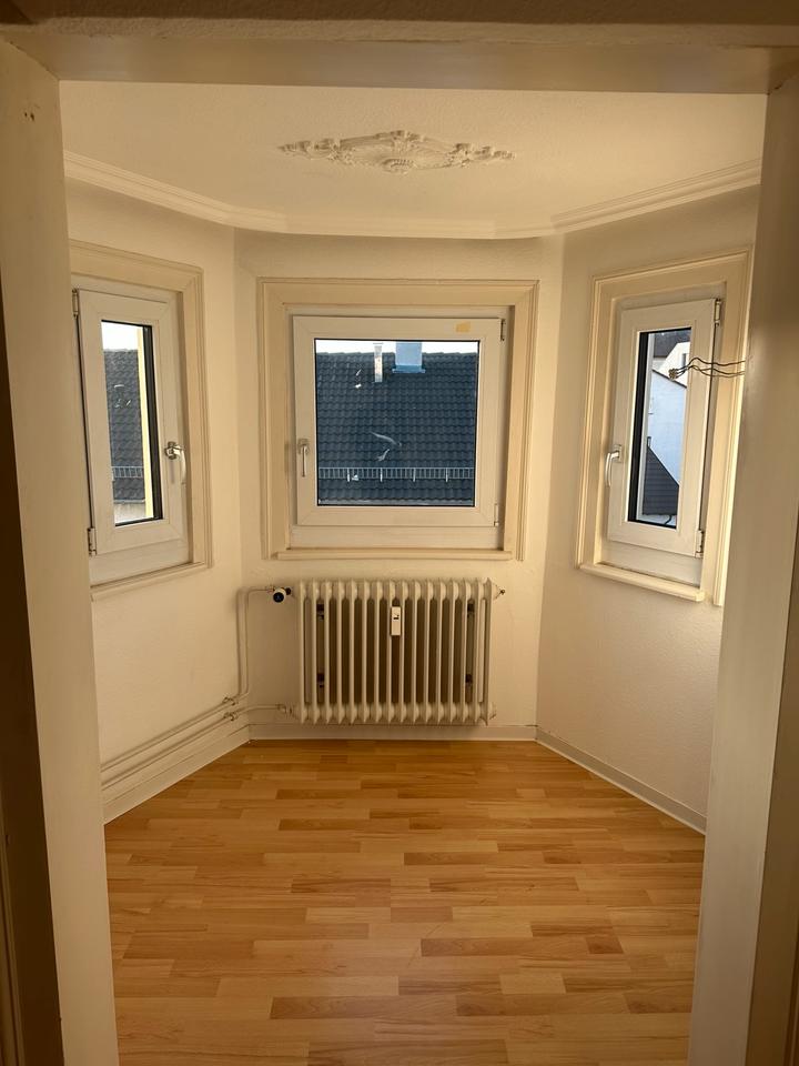 Thumbnail-Charmante helle Altbauwohnung mit Südausrichtung-zentral gelegen