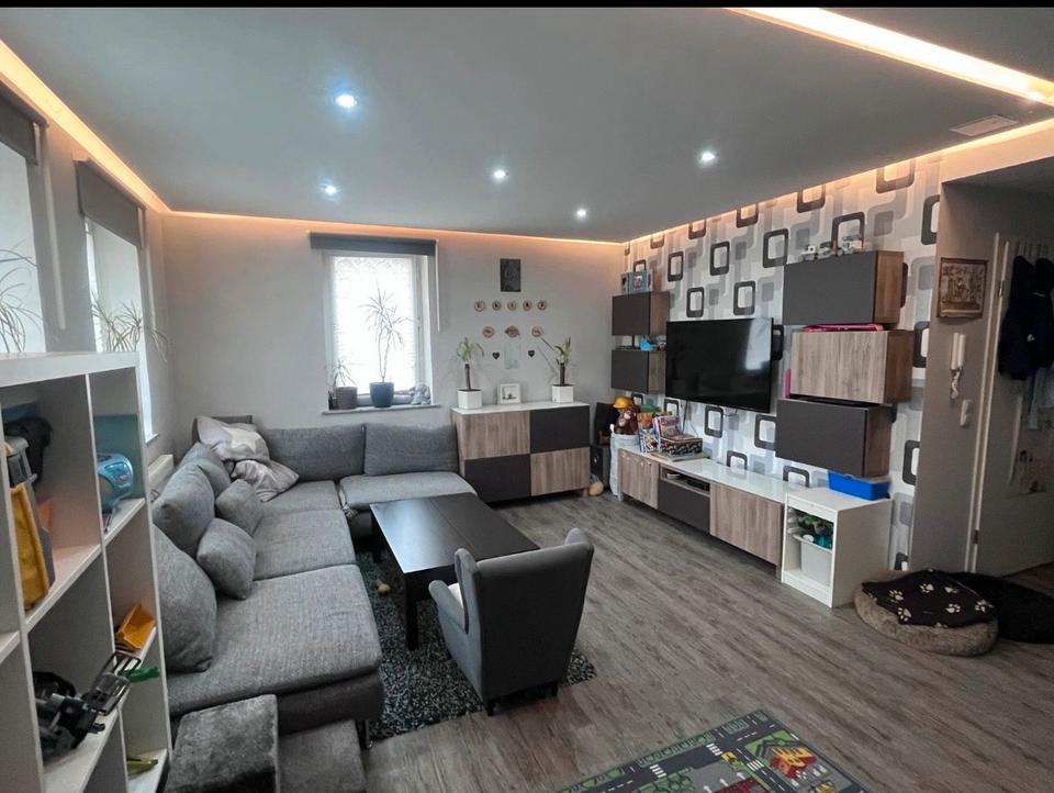 Thumbnail-Renovierte Doppelhaushälfte