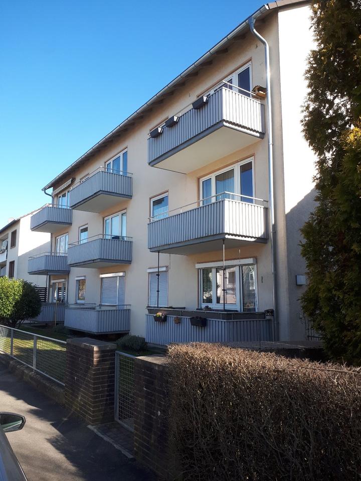 Thumbnail-Schön geschnittene 2 ZKB Wohnung, 2. OG mit Balkon