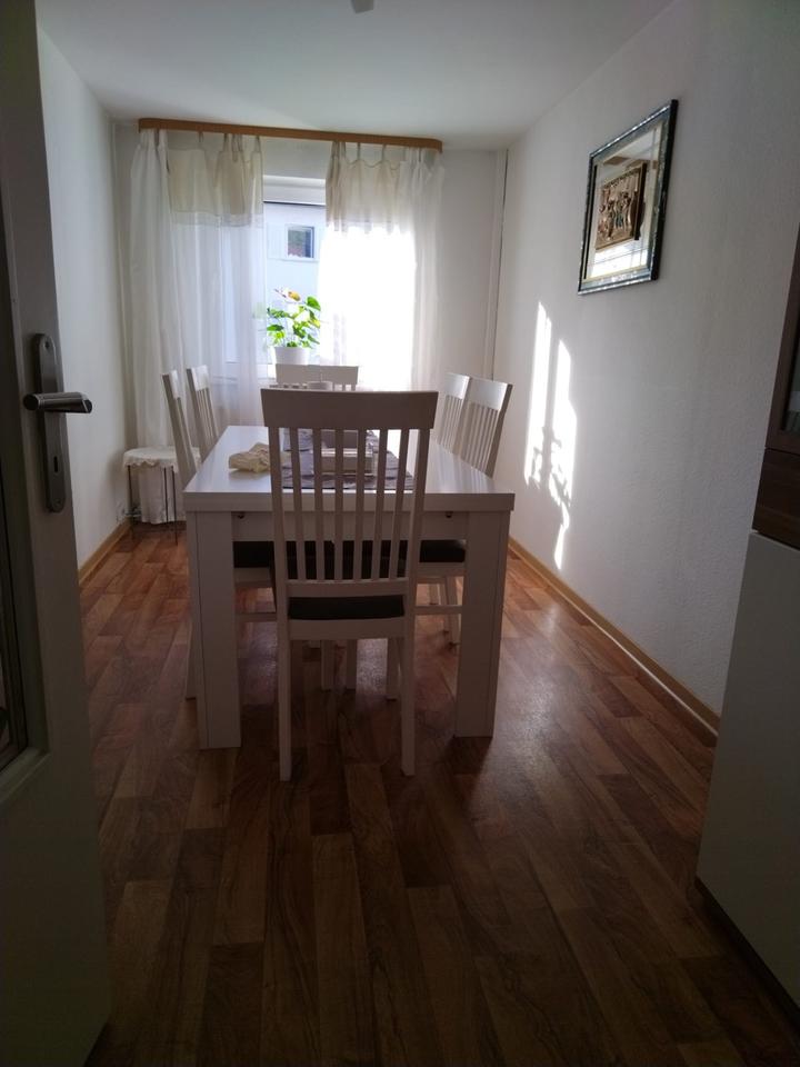 Thumbnail-DEINE 4-Zimmer Wohnung mit Balkon in Tübingen