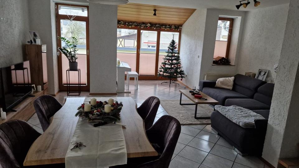 Thumbnail-Schöne helle 3 ZKB Wohnung zu Vermieten