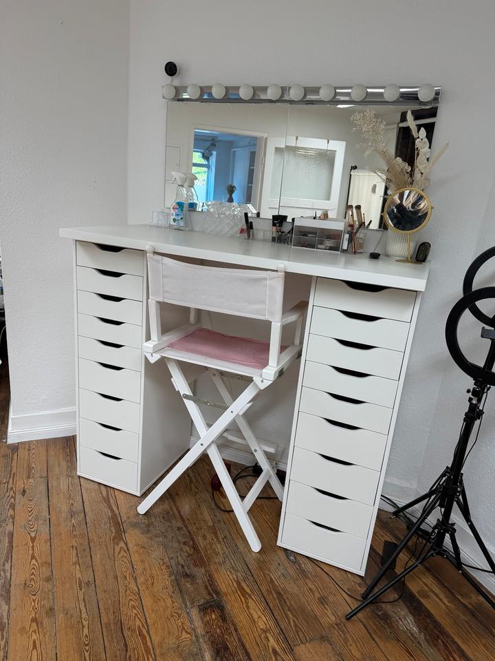 Thumbnail-Make - Up Bereich Untermiete in Kosmetikstudio