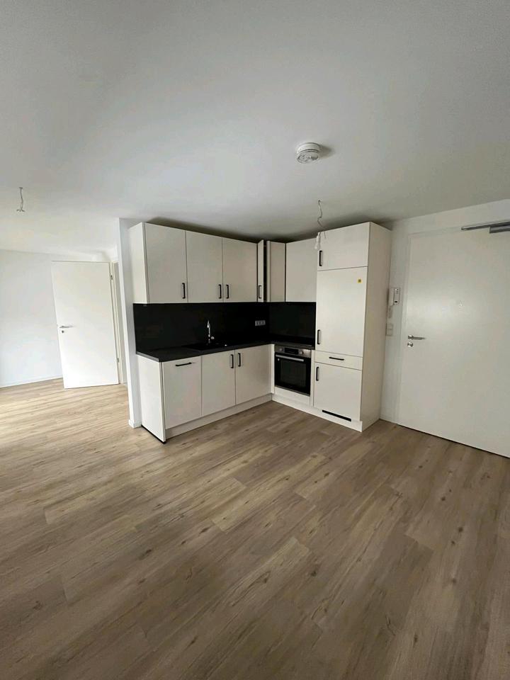 Thumbnail-1 Zimmer Wohnung mit EBK und Großenbalkon