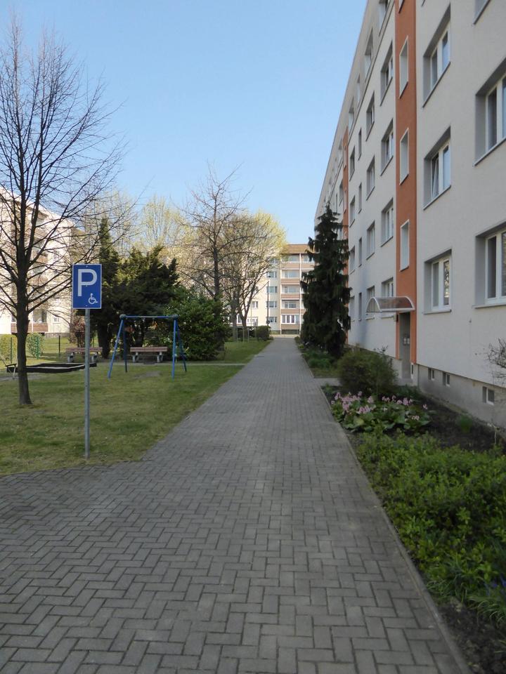 Thumbnail-Hochwertige 3-Zimmer Wohnung mit Balkon in Stadtfeld