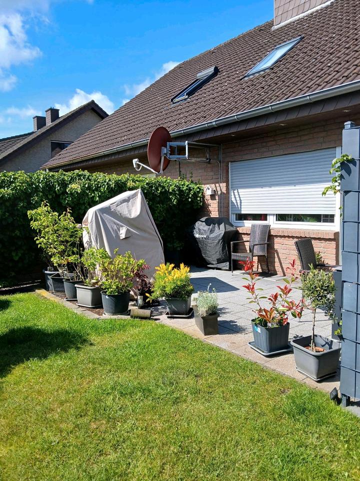 Thumbnail-Doppelhaushälfte in Rietberg, Kaufpreis 395.000 inkl. Garage
