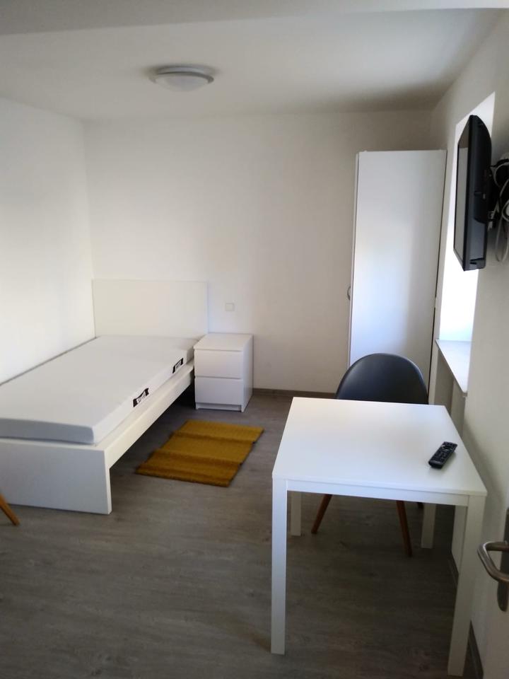 Thumbnail-Vollmöblierte Studio-Wohnung