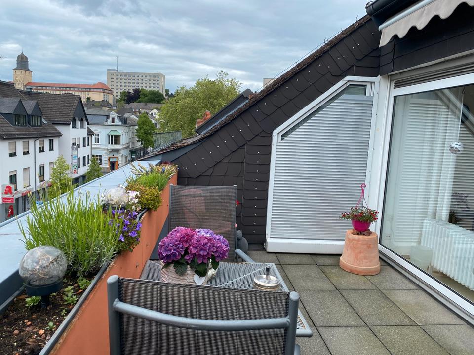 Thumbnail-Großzügige 2-Zimmer-City-Wohnung -Tiefgaragenstellplatz möglich
