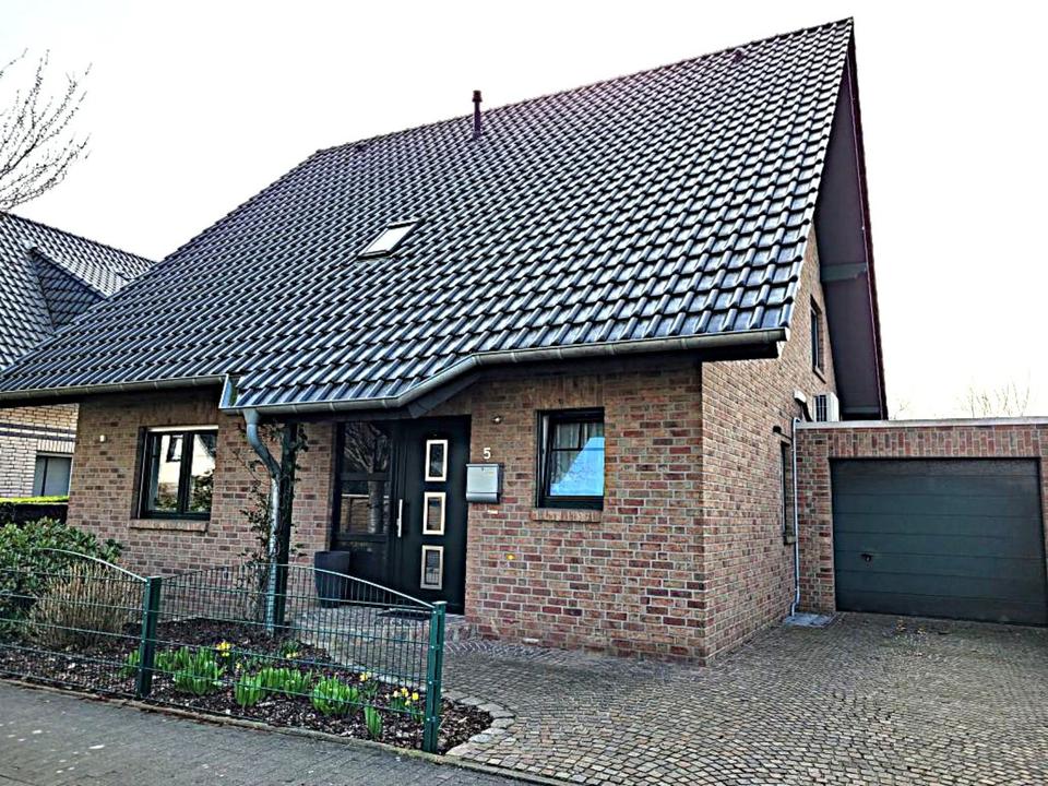 Thumbnail-SOLIDES EINFAMILIENHAUS FÜR DIE GROSSE FAMILIE