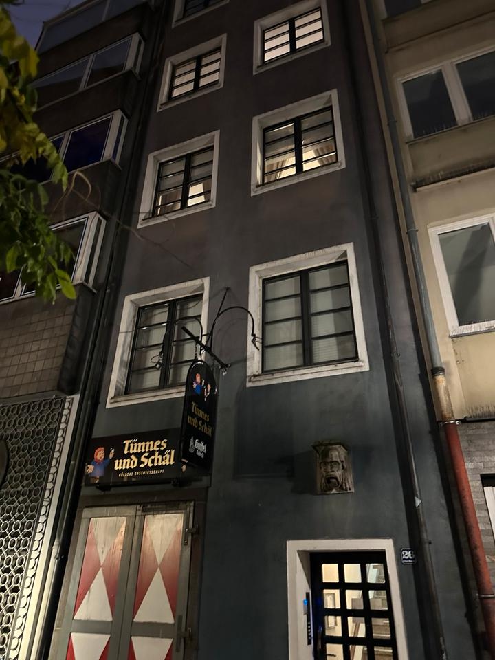 Thumbnail-Sehr zentrale 2-Zimmer-Wohnung (75 qm) zur UNTERMIETE