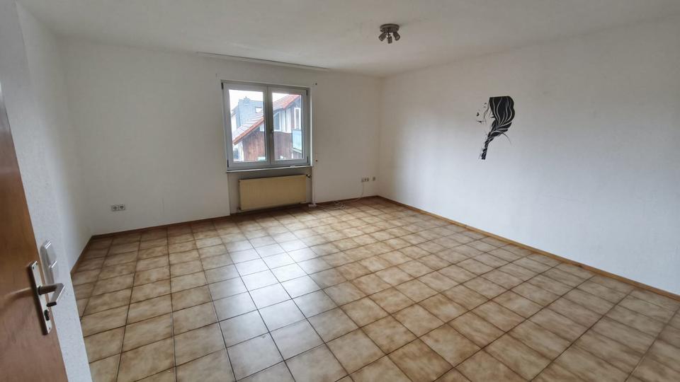 Thumbnail-Ruhig gelegene 2,5 Zimmerwohnung in Wetzlar Münchholzhausen