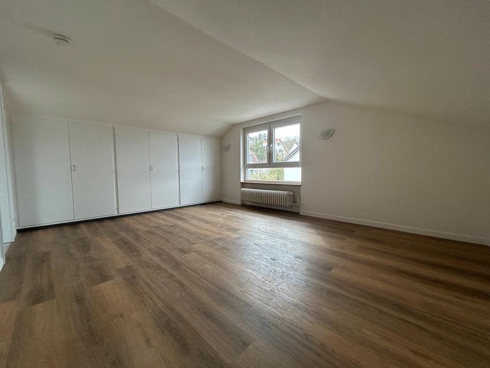 Thumbnail-Renovierte Zweizimmerwohnung zu vermieten