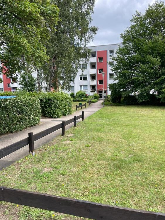 Thumbnail-3-Zimmer-Eigentumswohnung mit Balkon in Hamburg-Jenfeld