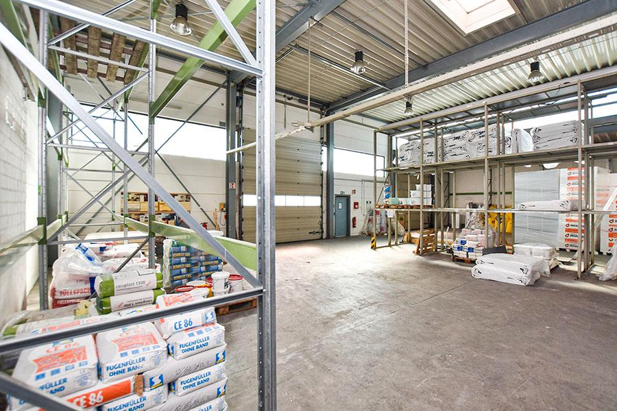Thumbnail-Langenhagen: Gepflegte Halle mit modernem, hellem Büro in guter Erreichbarkeit
