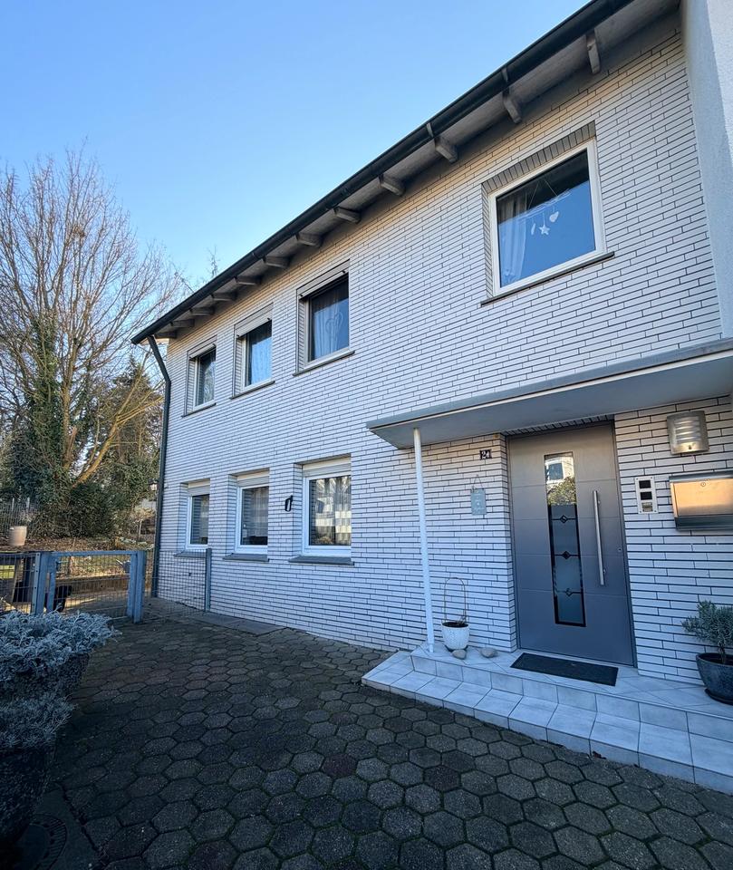 Thumbnail-Reihenendhaus mit großem Garten & Garage in Weitmar-Mark