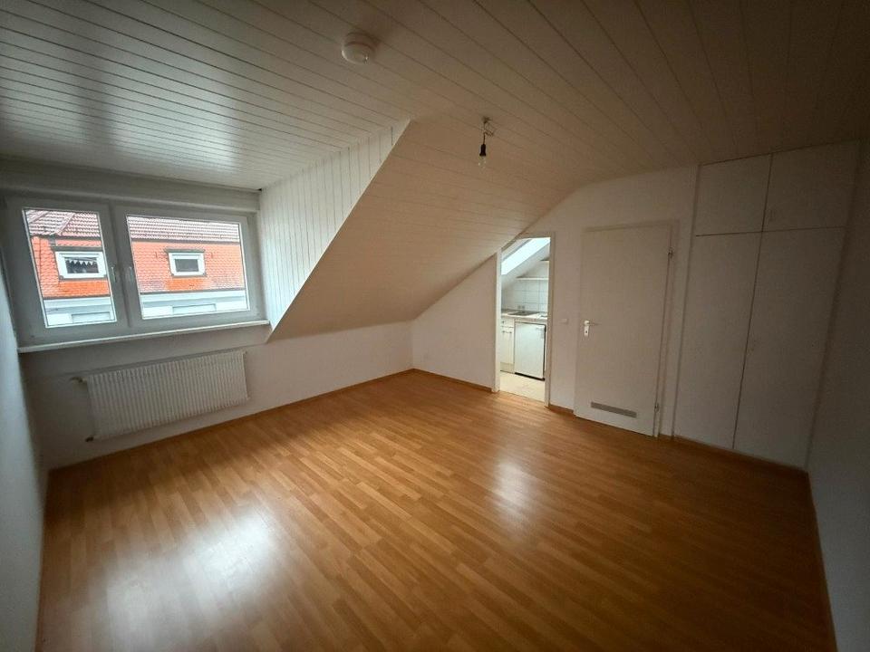 Thumbnail-Charmantes 1-Zimmer-Apartment in der Karlsruhe Straße 62a - HD