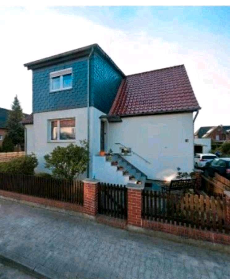 Thumbnail-2-Familienhaus + großes Grundstück bei Wolfsburg