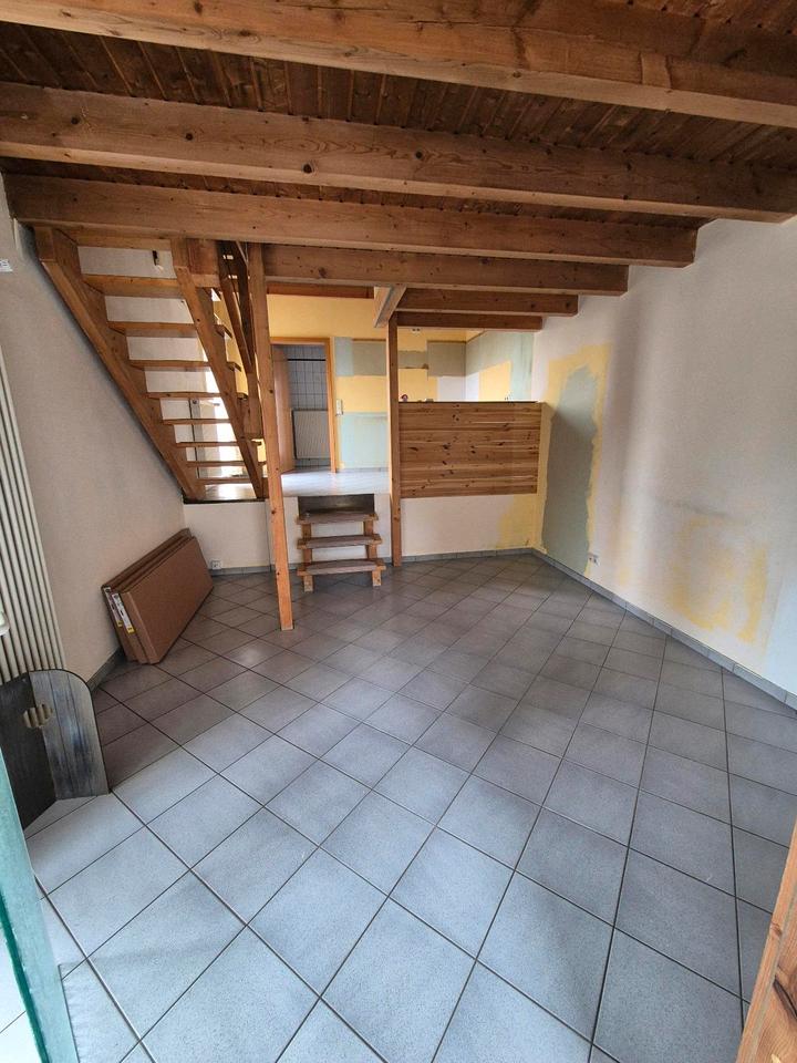 Thumbnail-Außergewöhnliche 4 ZKB Wohnung in Frankenholz