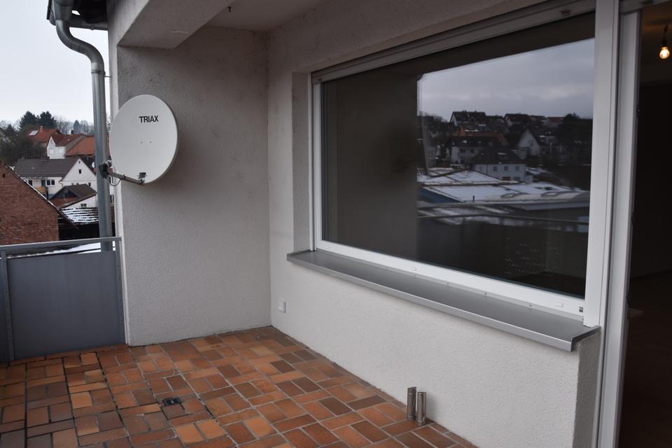 Thumbnail-Sanierte 4-Zimmer-Mietwohnung mit Balkon im 2.OG in Schöllkrippen