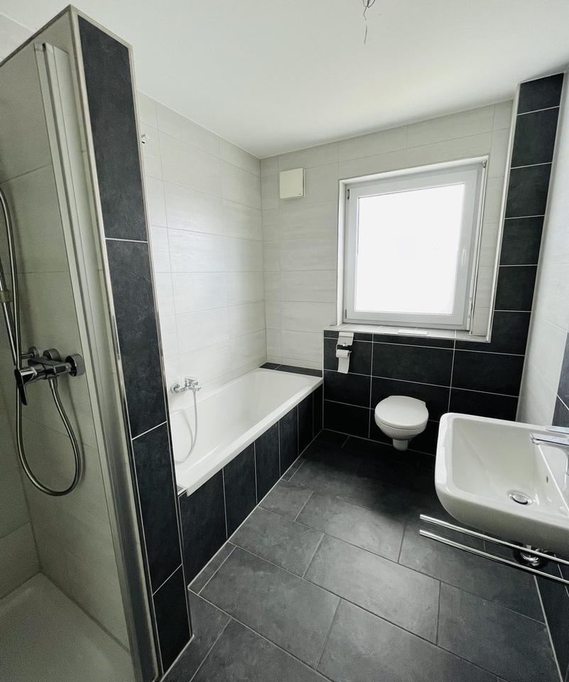 Thumbnail-Helle Wohnatmosphäre in einer 3-Zimmer Wohnung mit Balkon