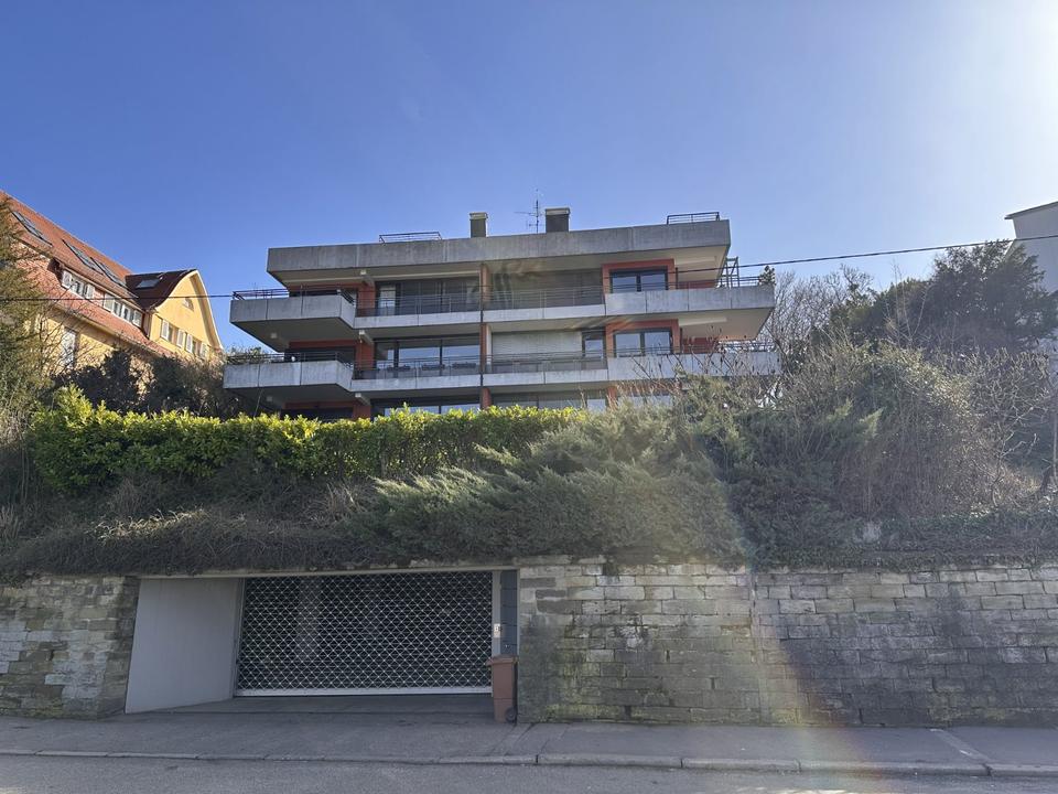 Thumbnail-Großzügige 3,5-Zimmer-Wohnung mit Balkon und Aufzug